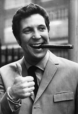 tom jones cigar lover