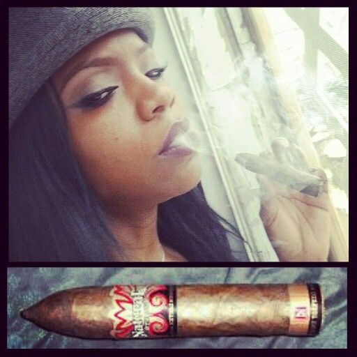 100 cigar connoisseur lady