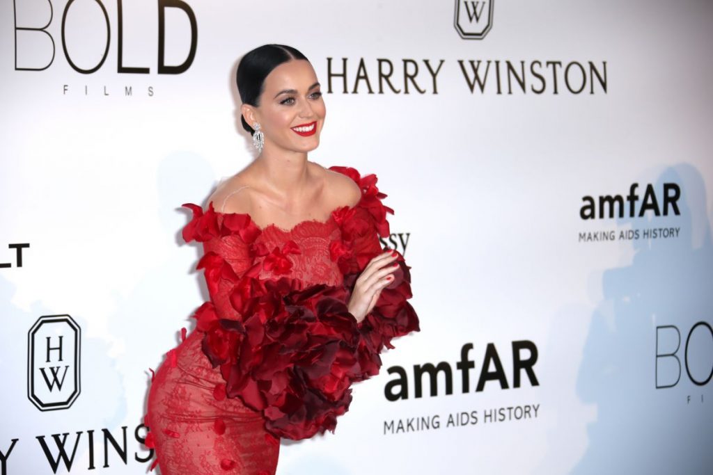 Katy Perry Smokes Cigar and Cigarette plus 115 HOT Pictures The