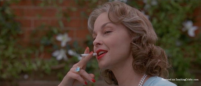 Ashley Judd Smokes Cigar The CigarMonkeys Ashley Judd Smokes Cigar The CigarMonkeys