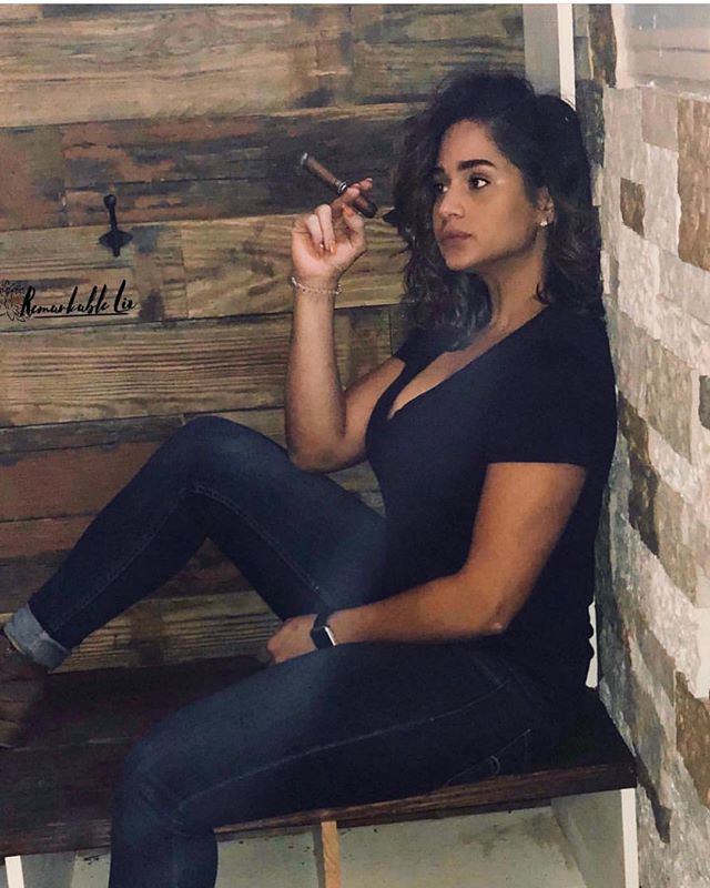 Top 100 Beautiful Cigar Women The CigarMonkeys