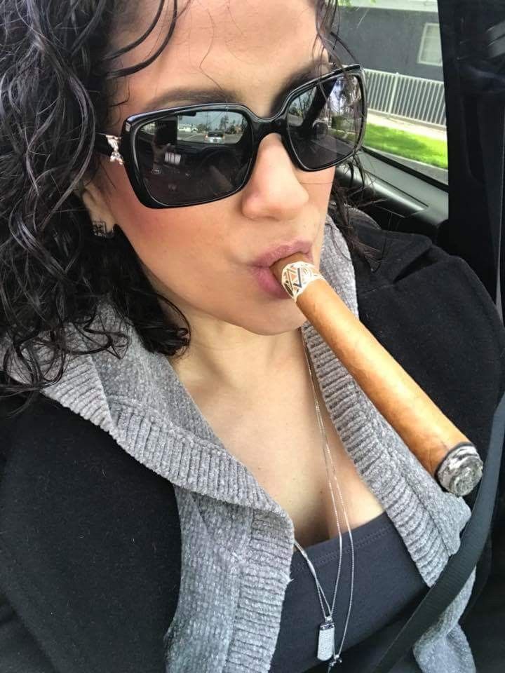 100 Beautiful Cigar Smoker Babes Th