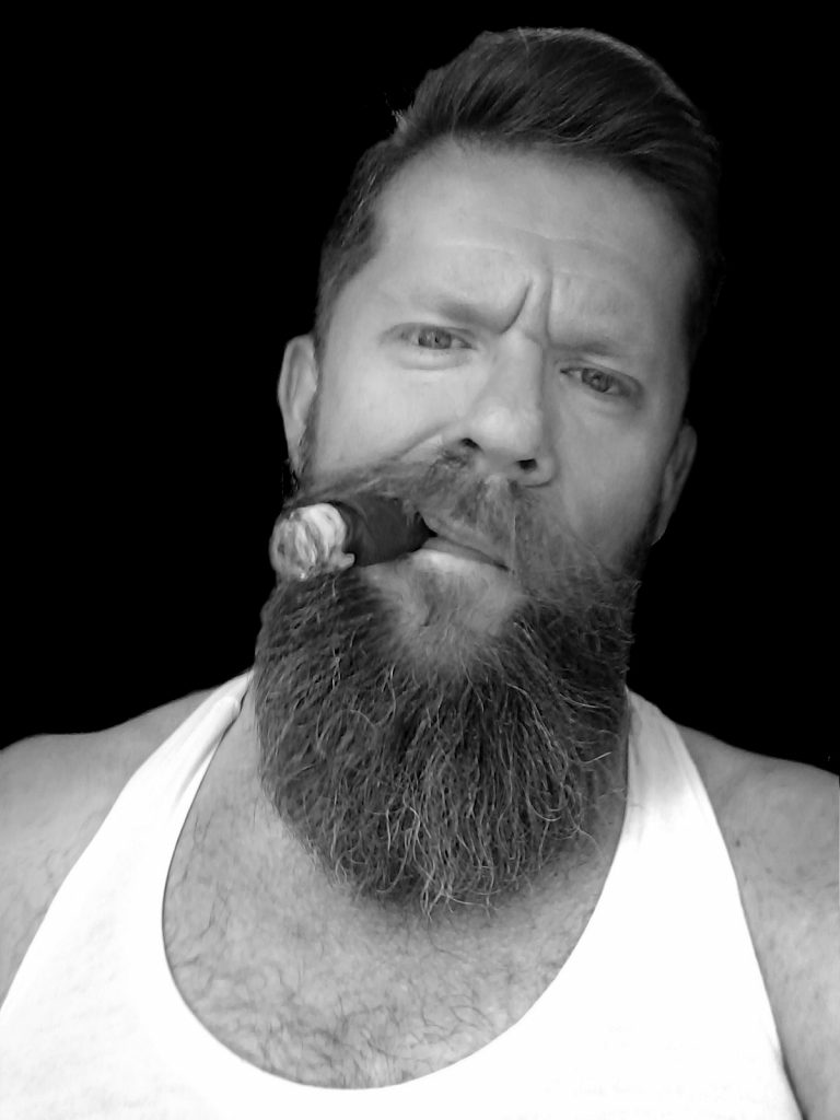 Bearded Cigar Man – The CigarMonkeys