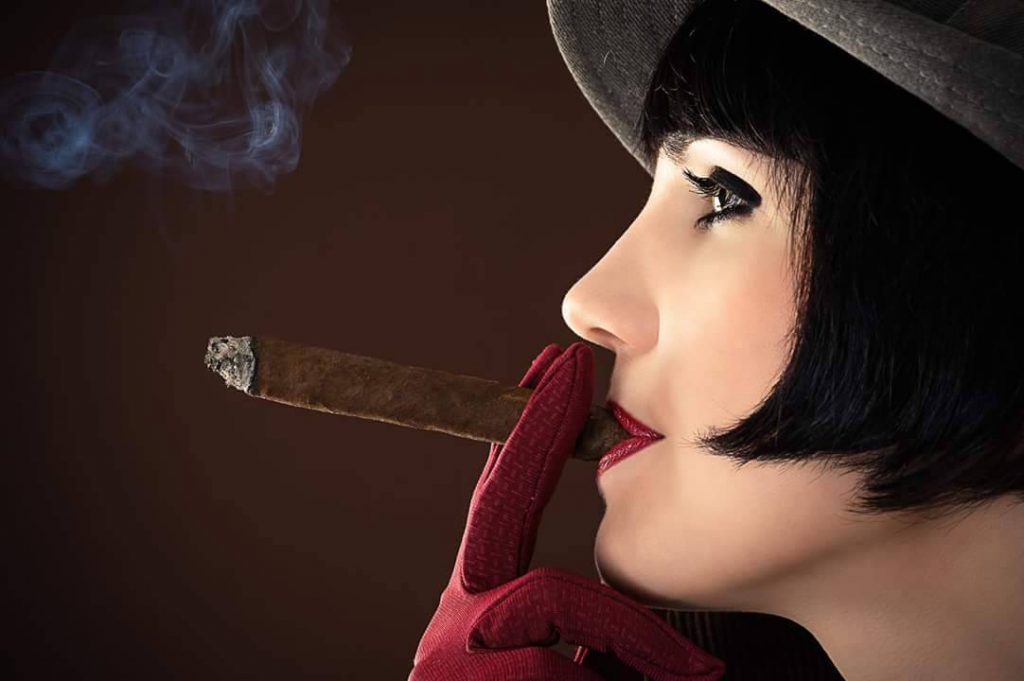 TOP 100 provocative and racy female smoke claro and cigarillo