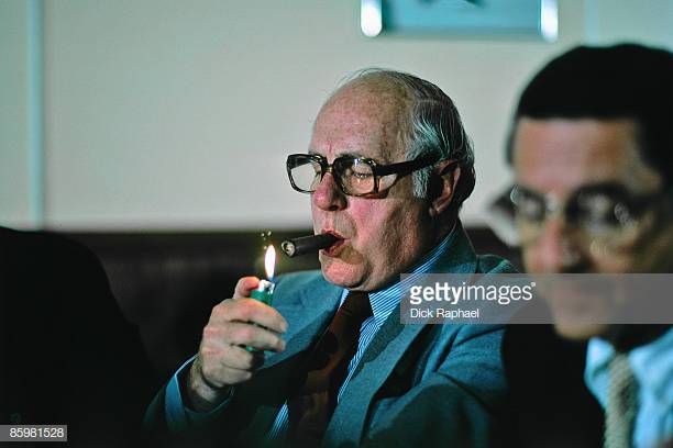 Arnold “Red” Auerbach: Basketball Coach and Cigar Enthusiast – EGM Cigars