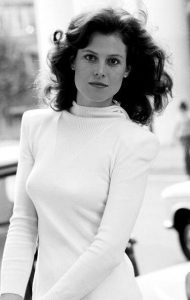 111 Sigourney Weaver Hot and Smoke 111 Photos – cigarmonkeys.com – The