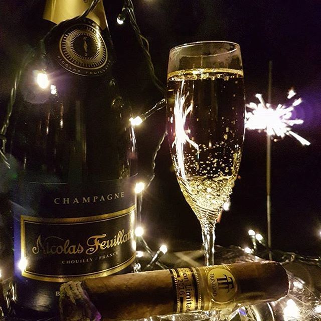 The Best 88 Cigars and Champagne Pairings Cigarmonkeys